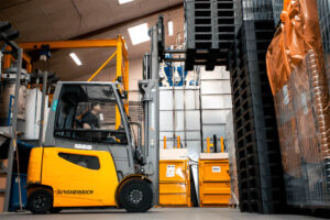 Plastpallar-i-100-_-atervunnen-plast